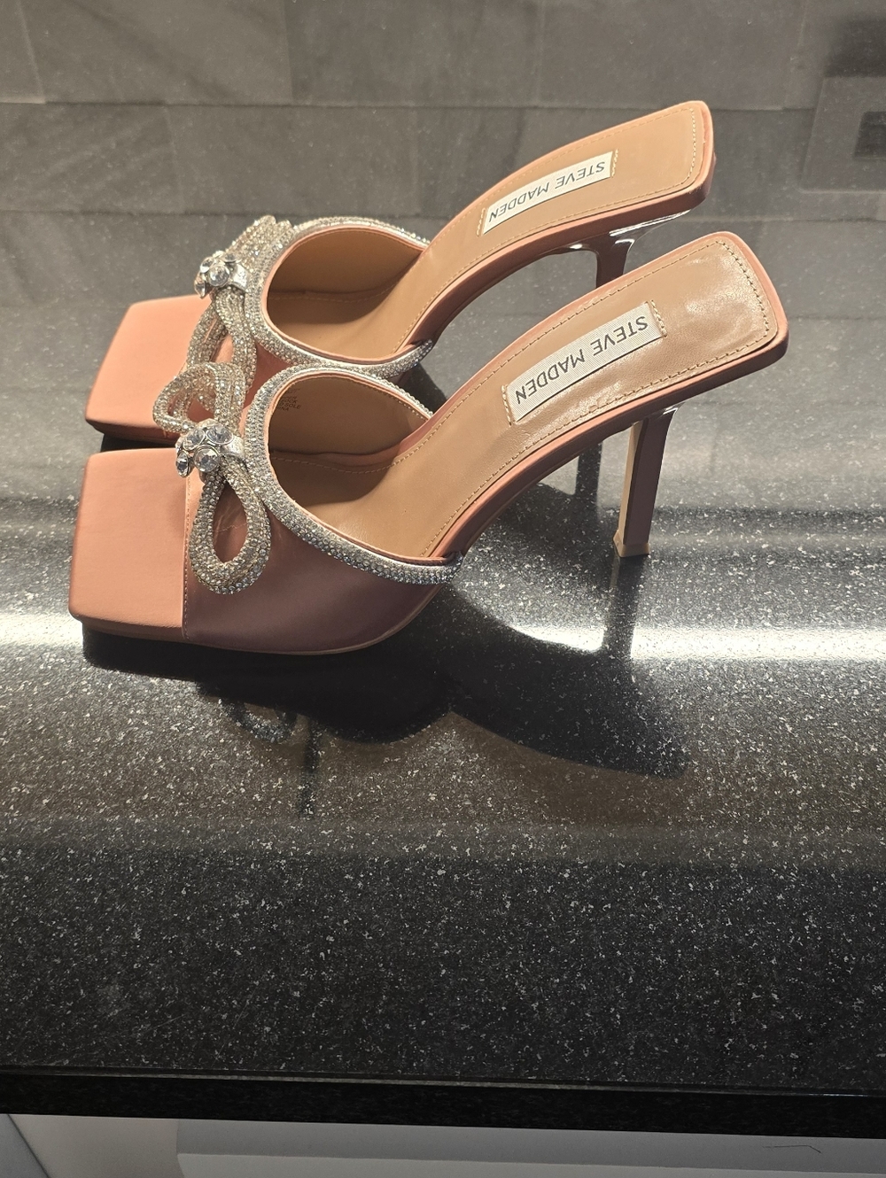 NIB Steve Madden Blush Women's 8 Heels Great Wedding Shoe - Picture 4 of 5